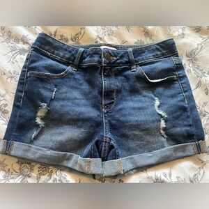 SO Classic Blue Denim Shorts new with no tags